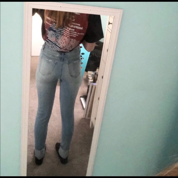 Distressed Jeans - Picture 3 of 4